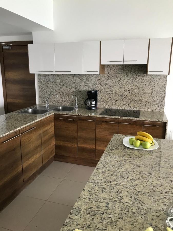 Resort Playa Azul Departamentos Frente Al Mar تونسوبا المظهر الخارجي الصورة