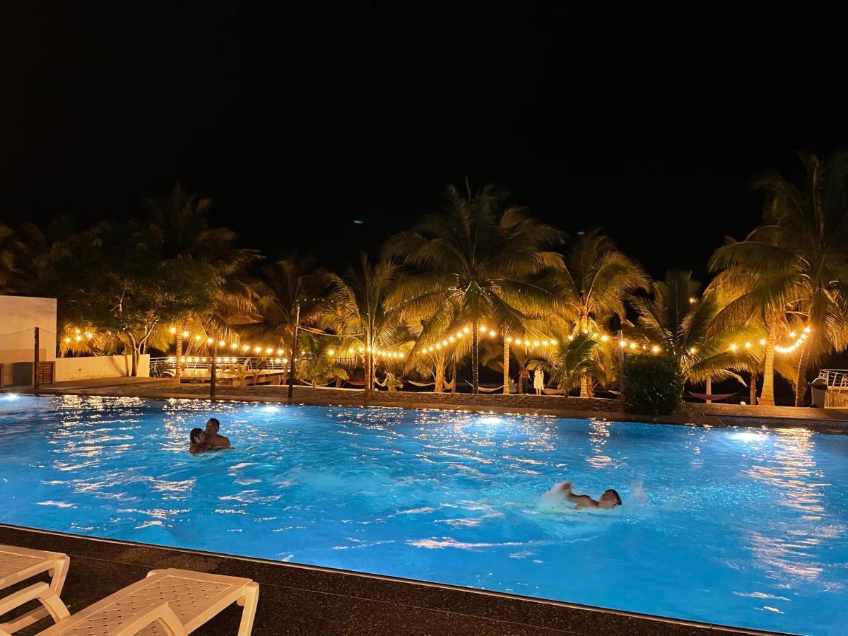 Resort Playa Azul Departamentos Frente Al Mar تونسوبا المظهر الخارجي الصورة
