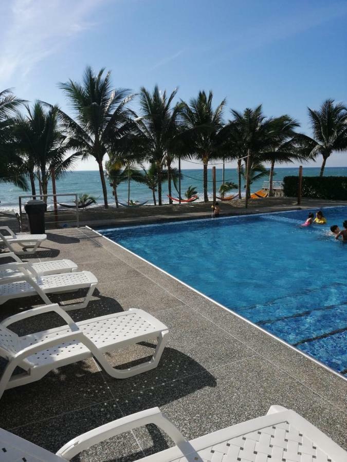 Resort Playa Azul Departamentos Frente Al Mar تونسوبا المظهر الخارجي الصورة