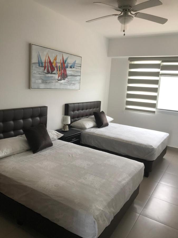Resort Playa Azul Departamentos Frente Al Mar تونسوبا المظهر الخارجي الصورة