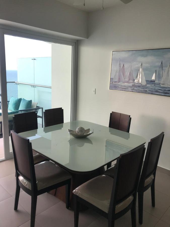 Resort Playa Azul Departamentos Frente Al Mar تونسوبا المظهر الخارجي الصورة